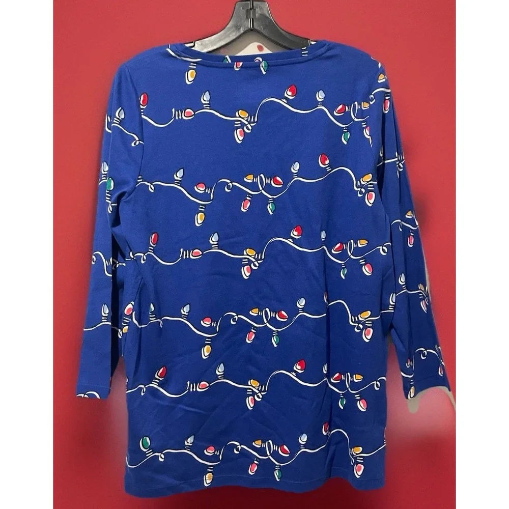 New Kim Rogers Size Medium M Perfectly Soft‎ Blue Christmas V Neck Top Shirt NWT